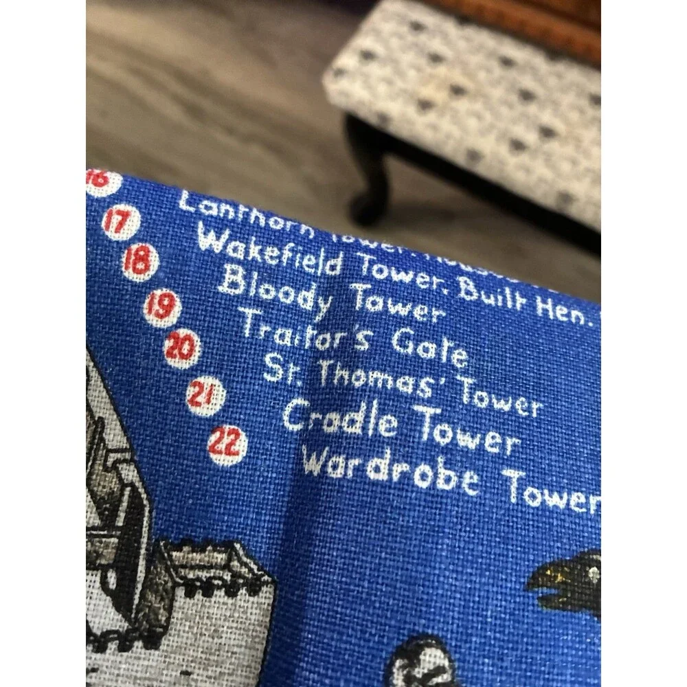 VINTAGE IRISH LINEN TEA TOWEL BY ULSCER “The Tower Of London” The River Thames